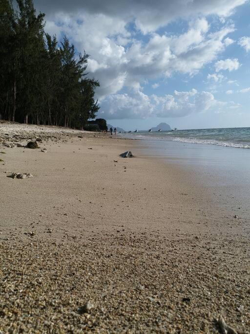 Beachfront Apartment Flic en Flac ภายนอก รูปภาพ